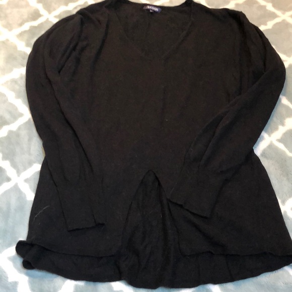 Long sleeve‎ - Picture 1 of 3